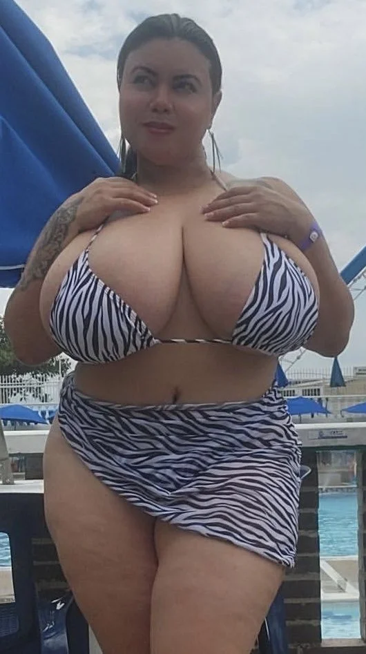 Claritza Del Carmen Betancourt Sexy image 28