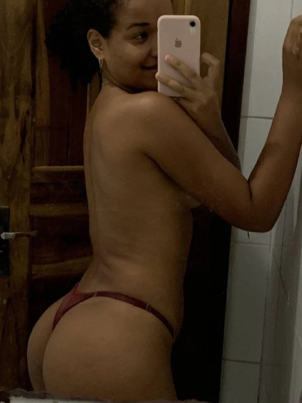 morena favelada caiu na net mandando nudes! erome vazados brasil image 2