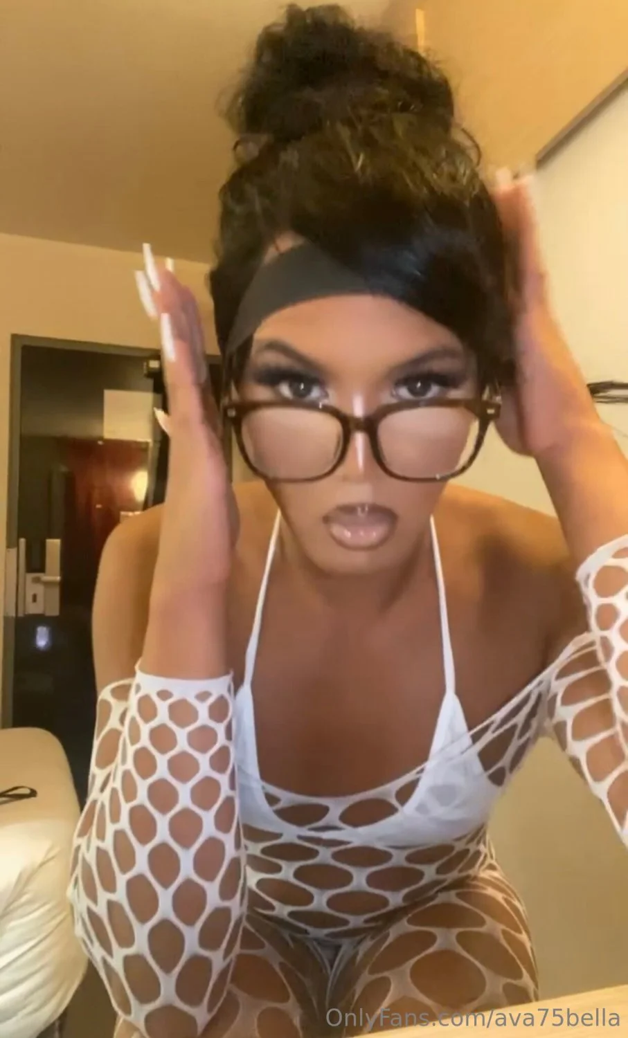Big Ass & Saggy Balls Are The Best! 😍😋🍑 (Trans, Twerking, Big Balls, Nuts Swing, Blowjob, Cum) image 5