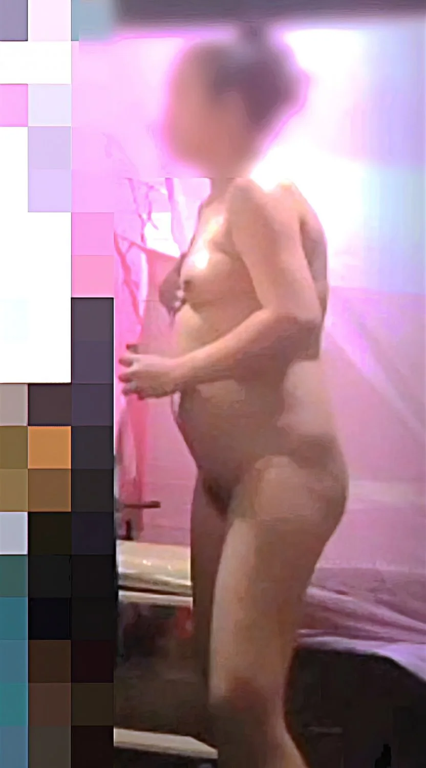สาวหลังบ้านน่าเย็ดนักตูดงอนหีโหนกเห็นแล้วเงี่ยน image 3