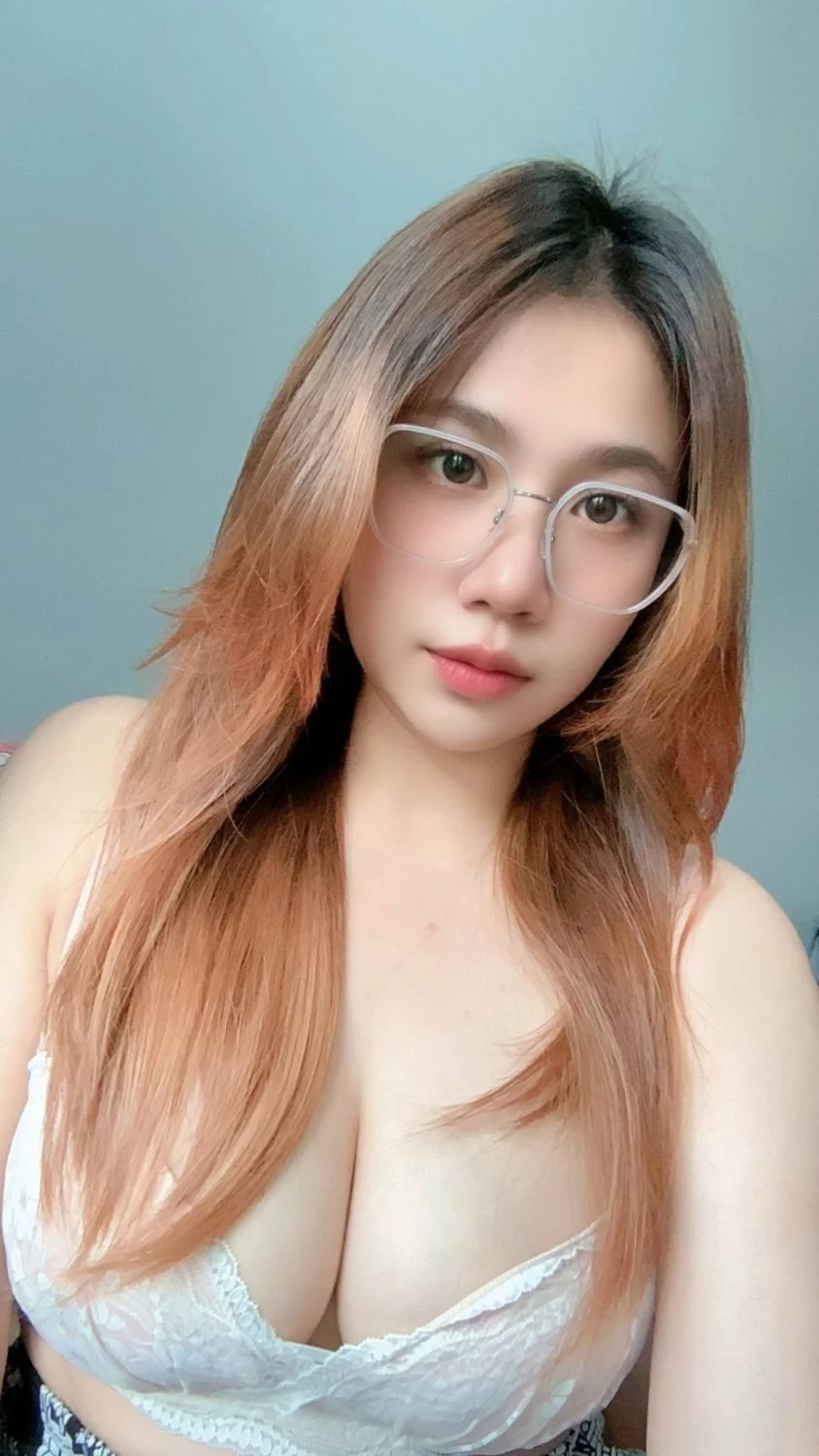 แว่นใหญ่ main image