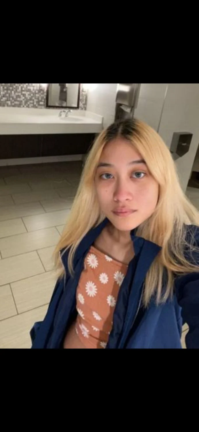 Asian Sarah Purnama image 2
