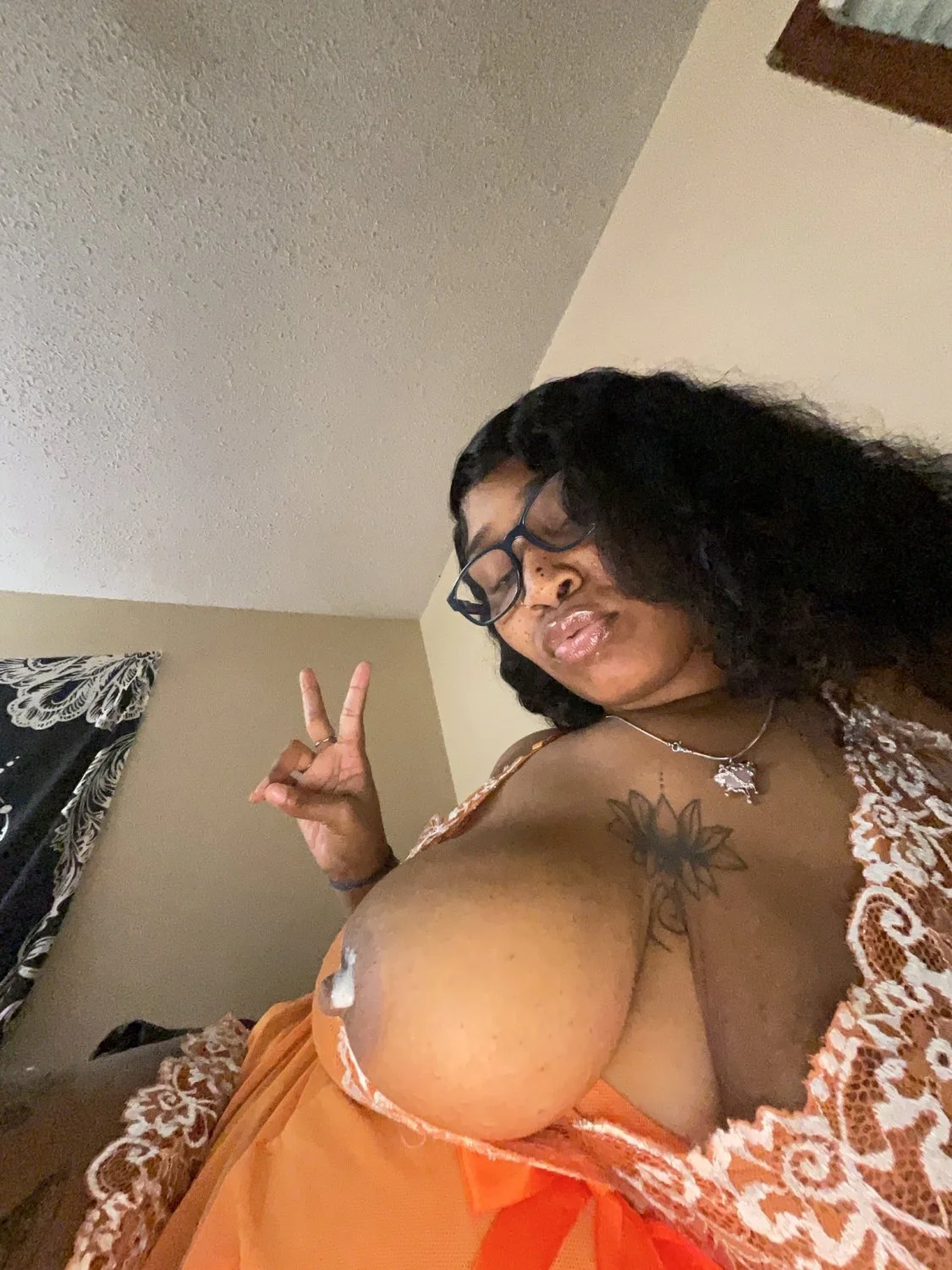 Twitter hoes image 17