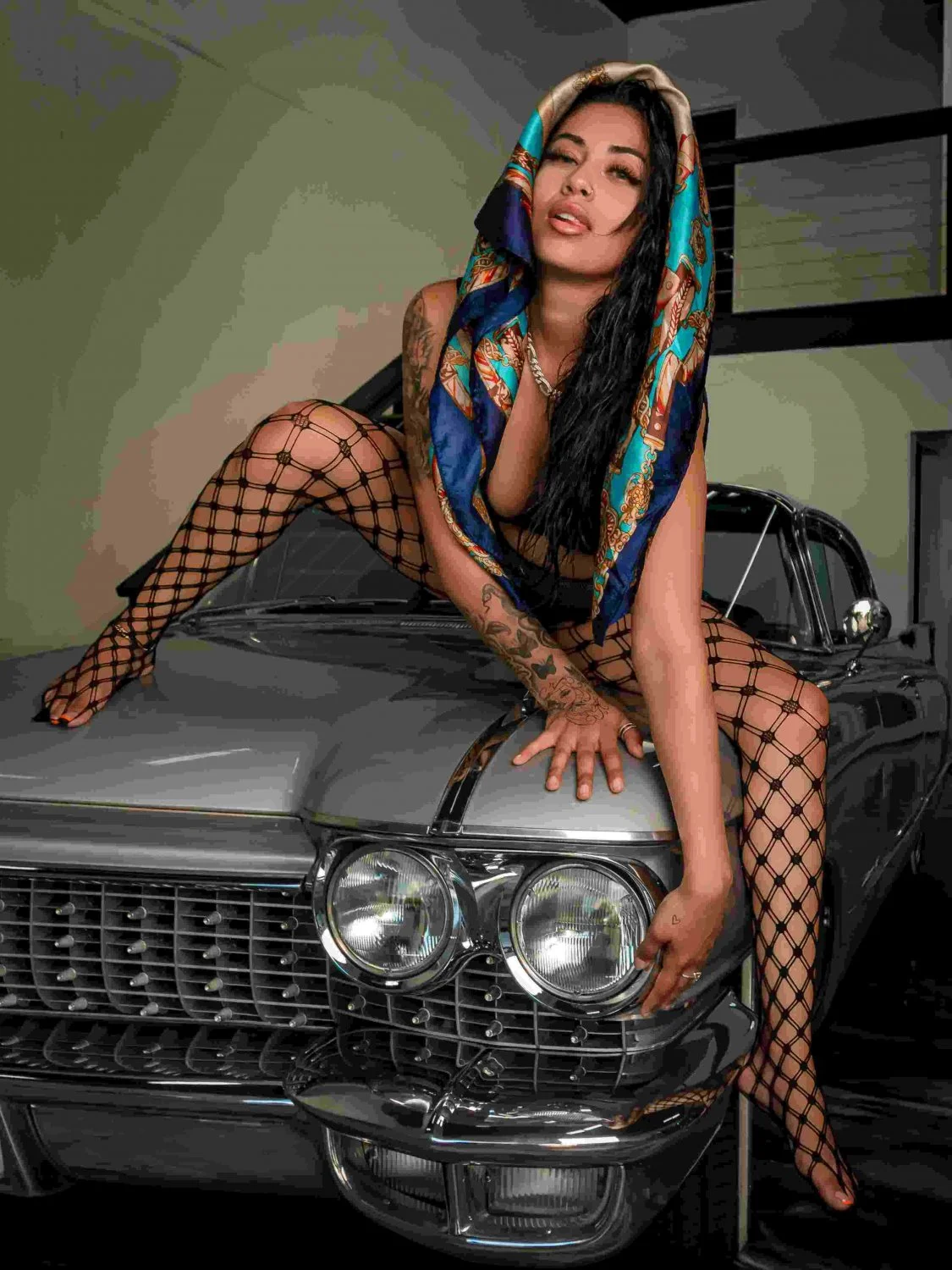 Lowrider Babes. Assume from a magazine or website 😇🙏 image 5