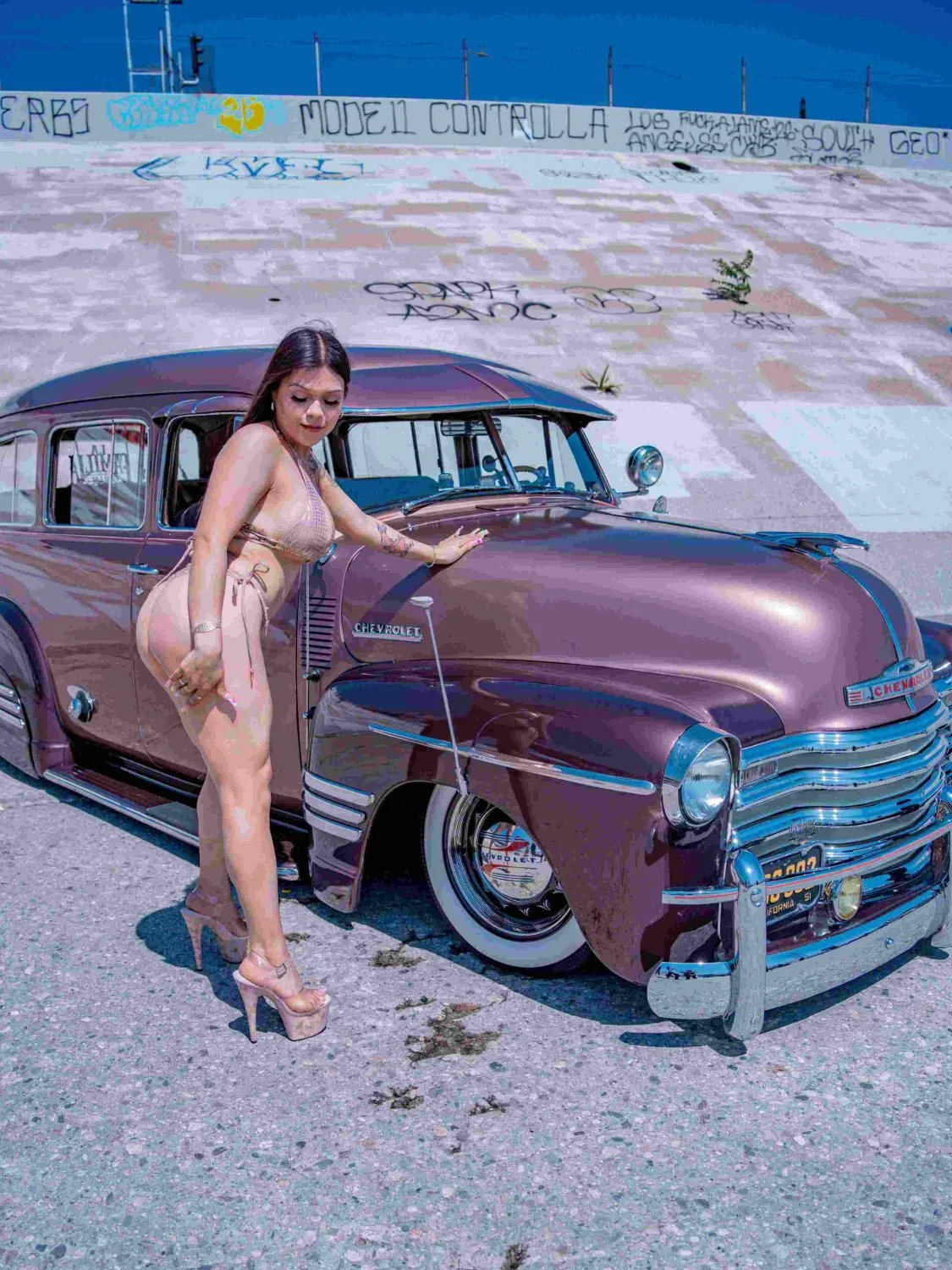 Lowrider Babes. Assume from a magazine or website 😇🙏 image 9