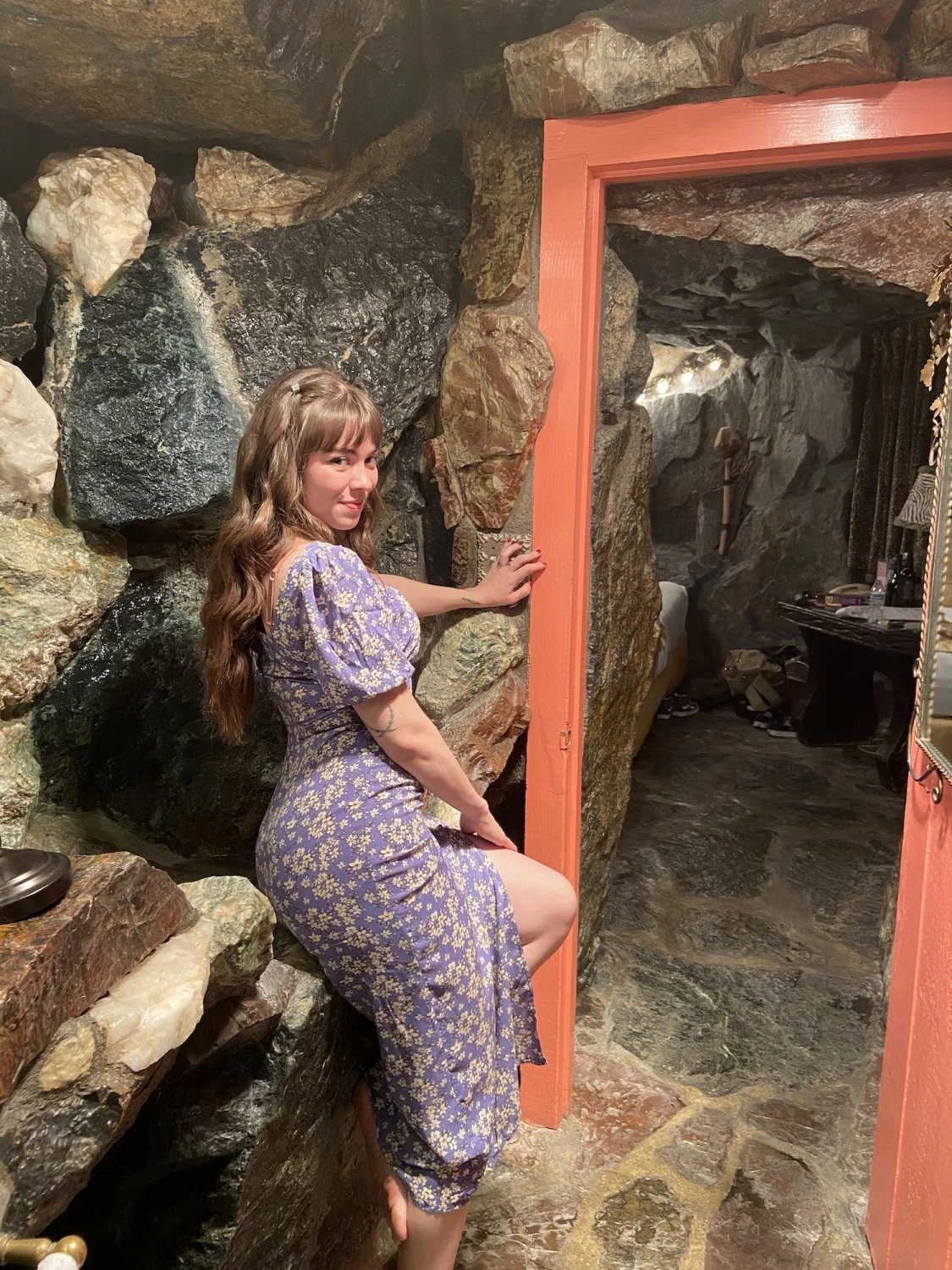Cumslut Olivia main image