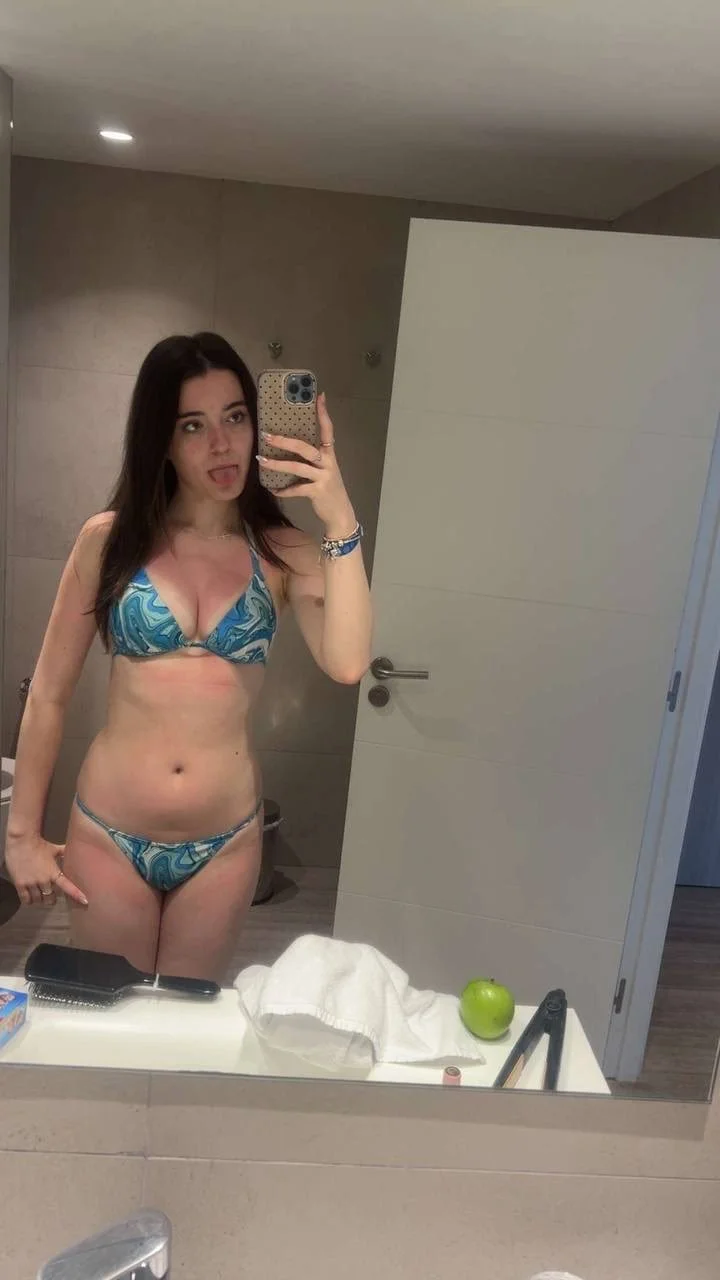 *My faves* Emily 22 image 17