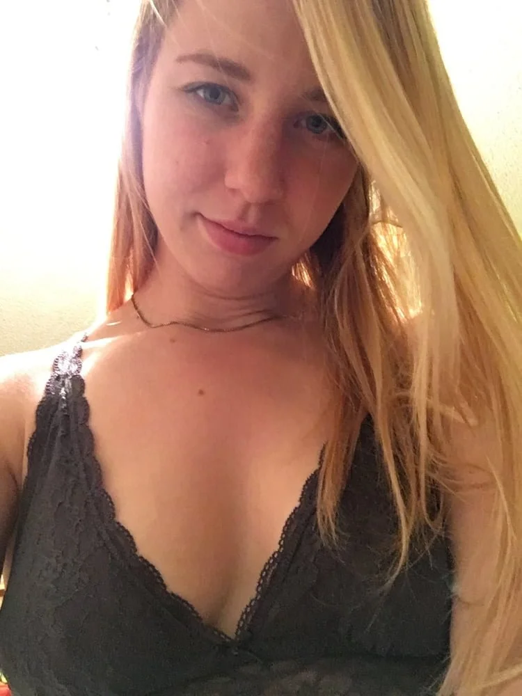 Lovely cocksucker image 8