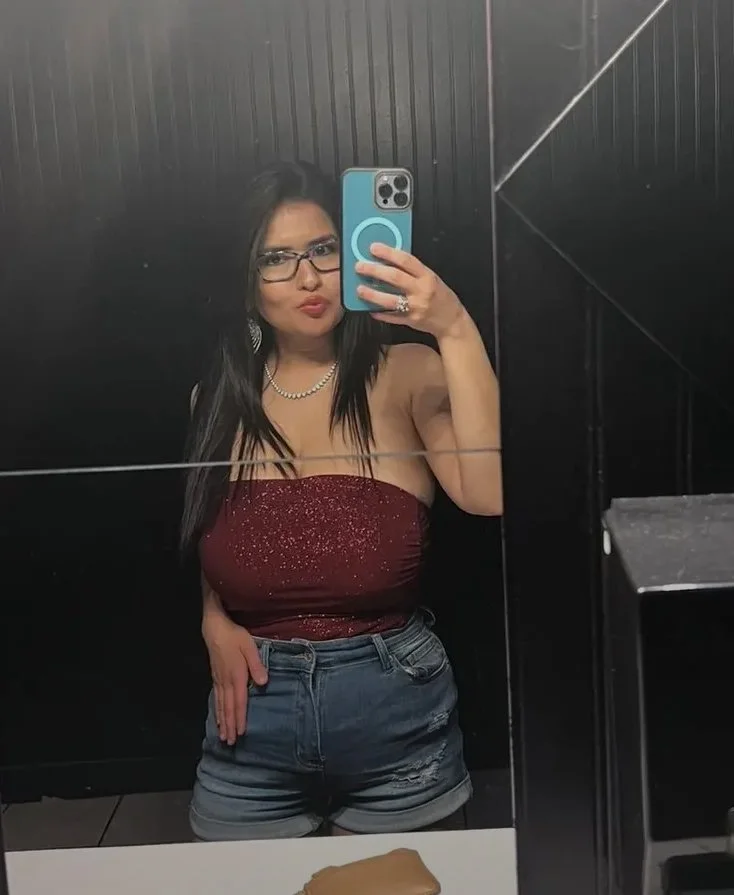 Amy Rivera big titty Latina from Austin Texas image 3