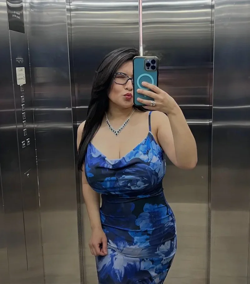 Amy Rivera big titty Latina from Austin Texas image 5