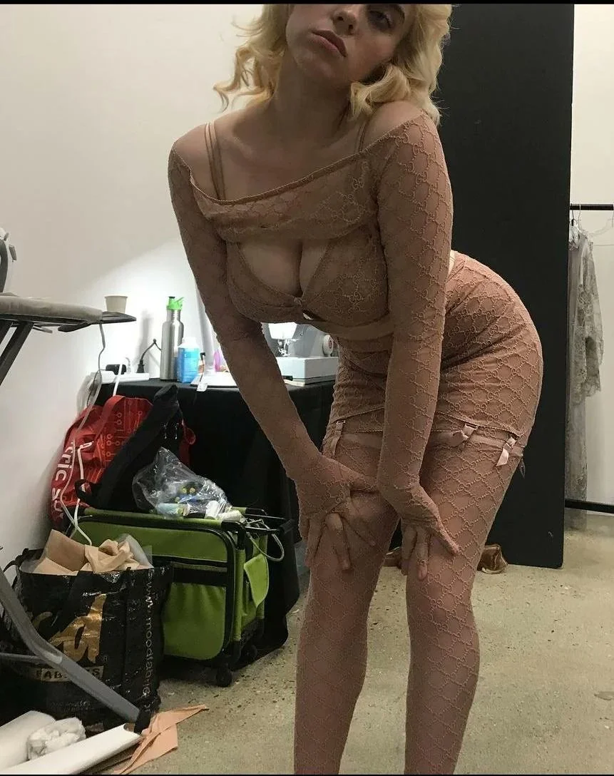 Just an old Black man BBC, 59 years old, fucking this whore Billie Eilish image 40