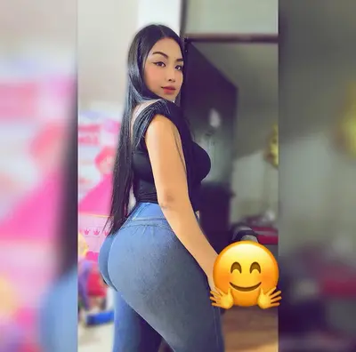 Putita peruana con tremendo culo adicta a la verga cover image