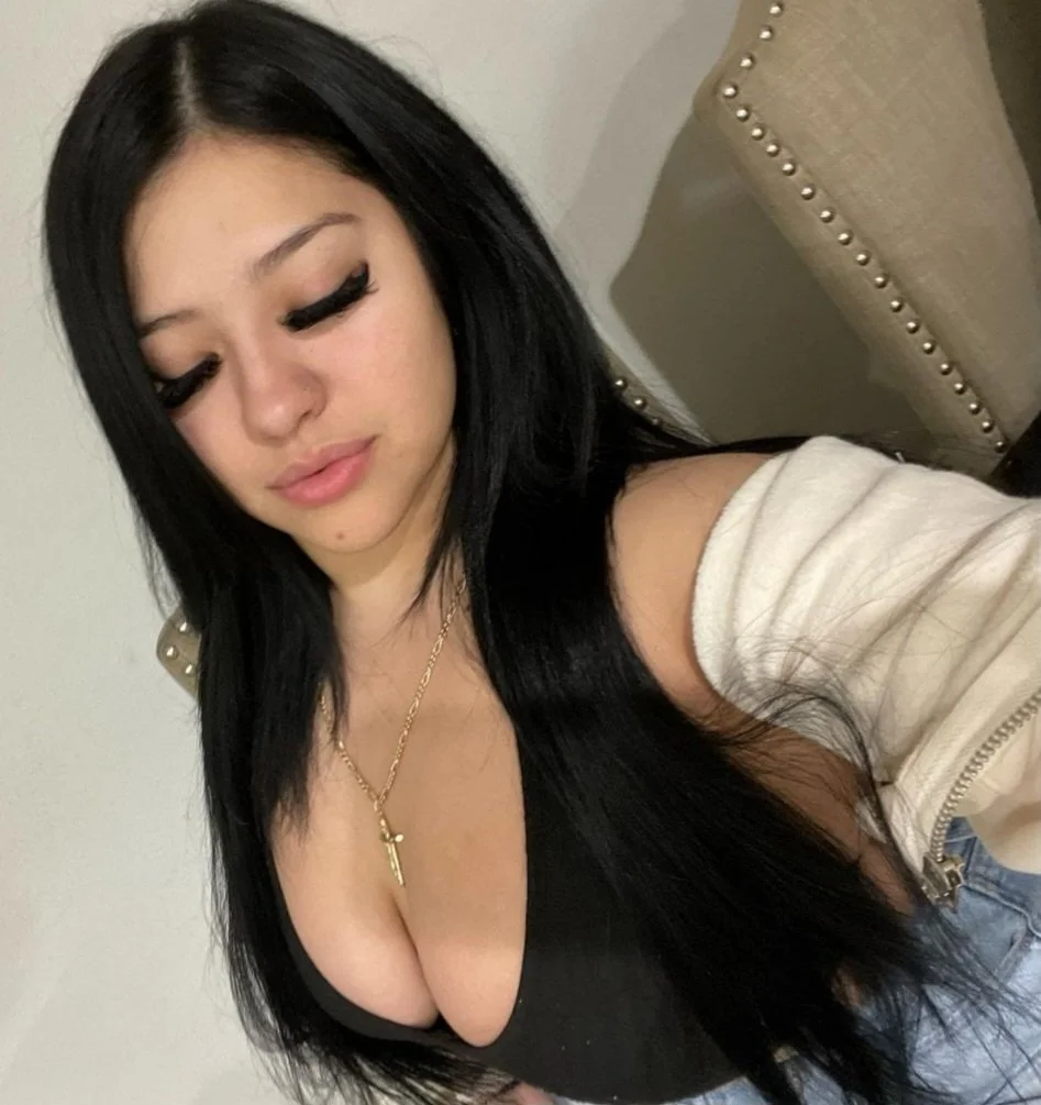Big tits , nice ass , a cumshot face and dick sucking lips , she need a good facial image 21