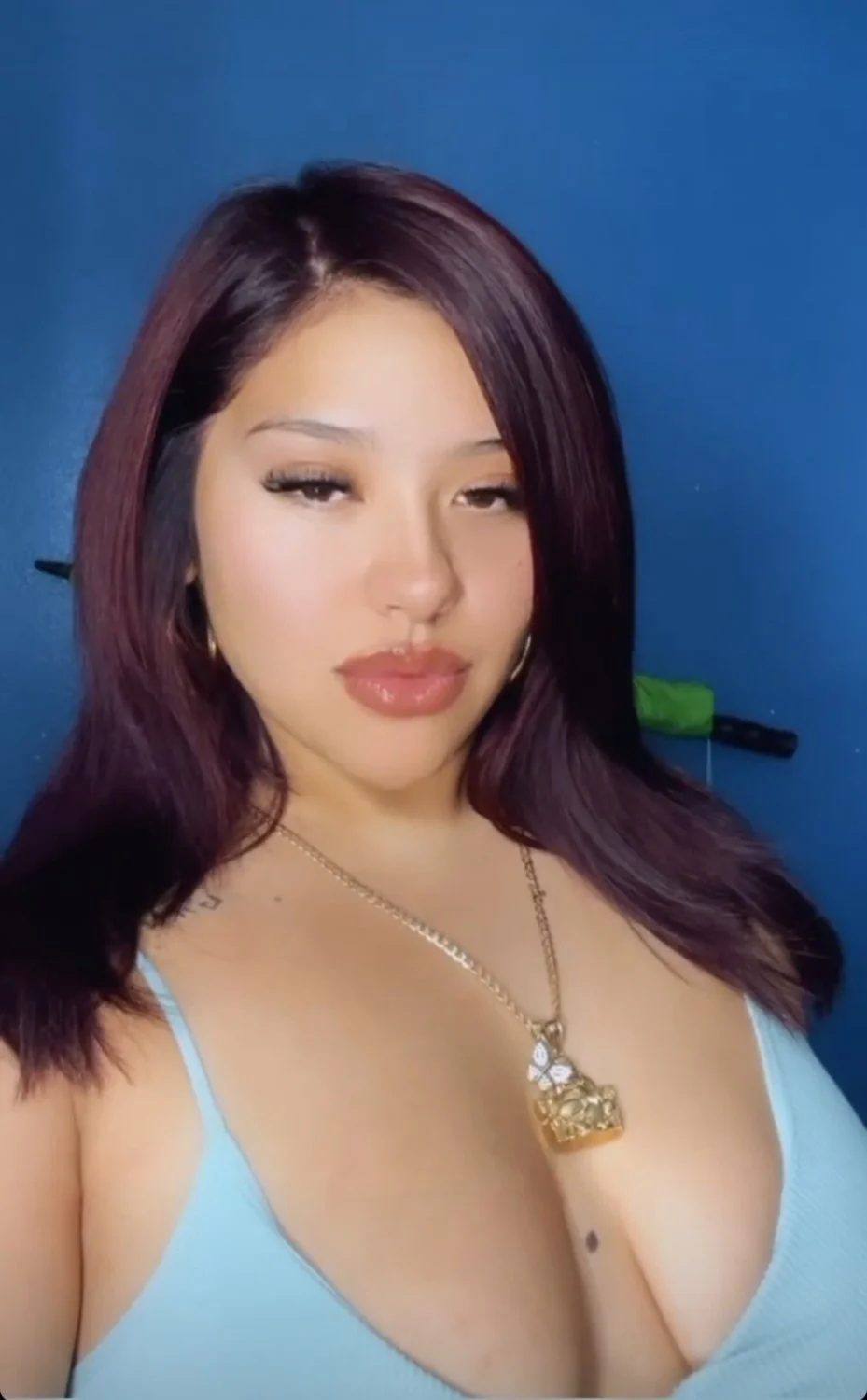 Big tits , nice ass , a cumshot face and dick sucking lips , she need a good facial image 42