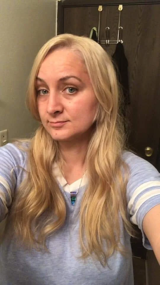 Shannon Shows Off image 1