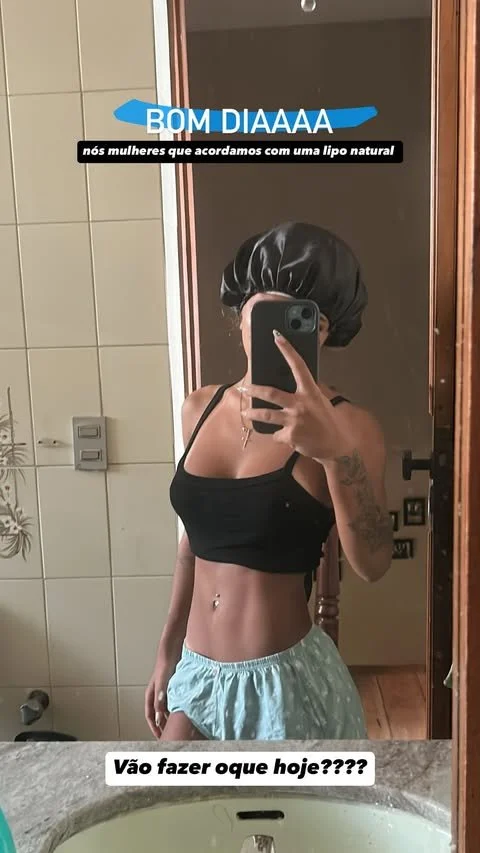 Latinas image 15