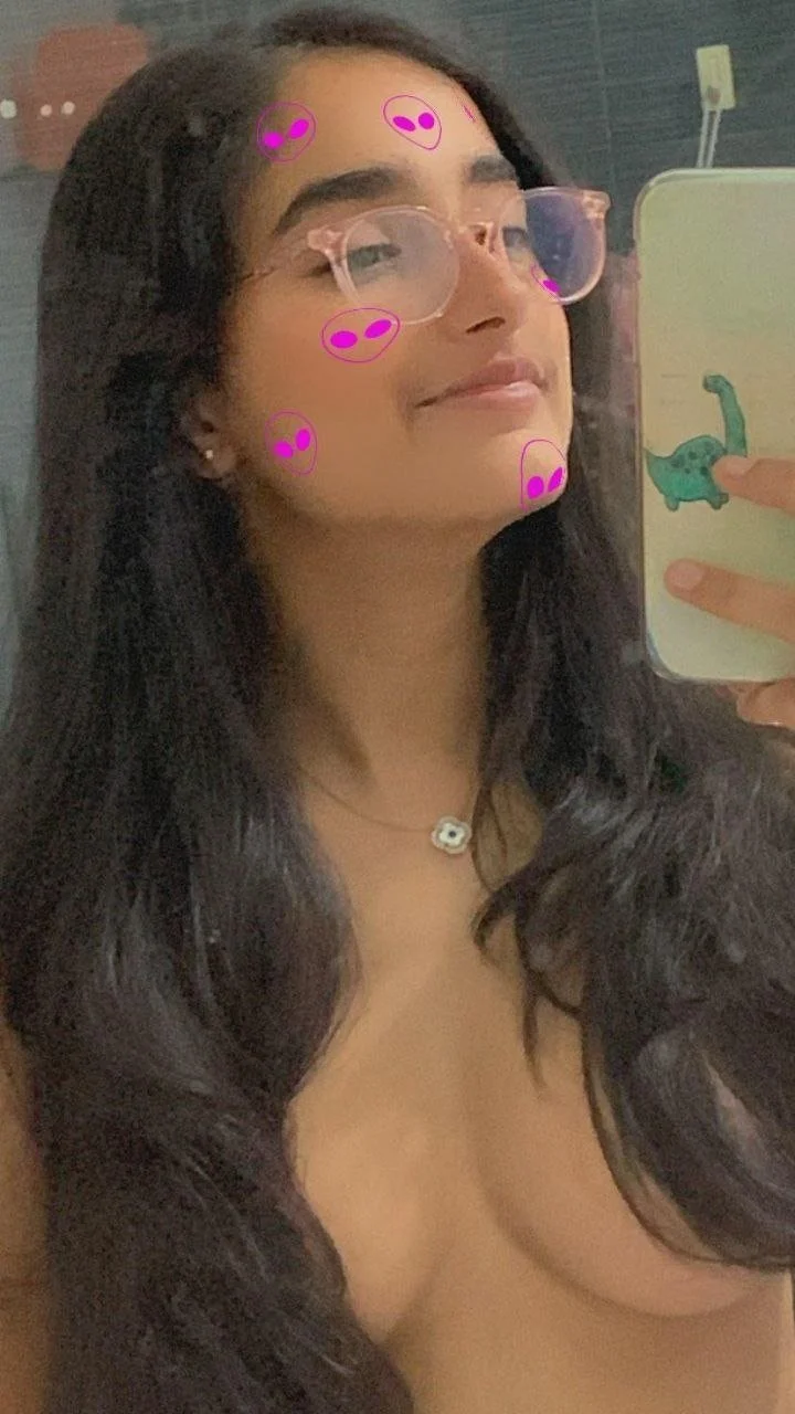 Indian snapchat thot leaked nudes image 2