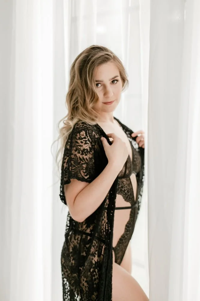 Jessia’s 🔥 boudoir image 5
