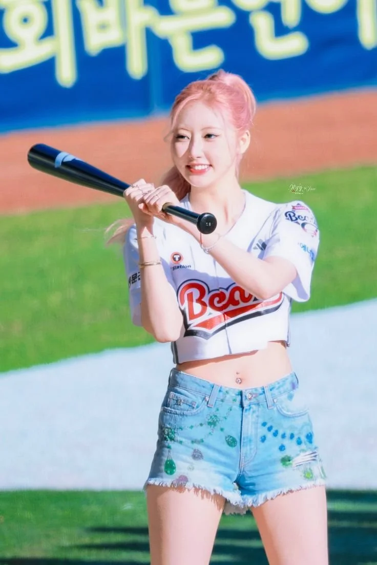 Random Idol (Kpop) Pictures 67 image 14