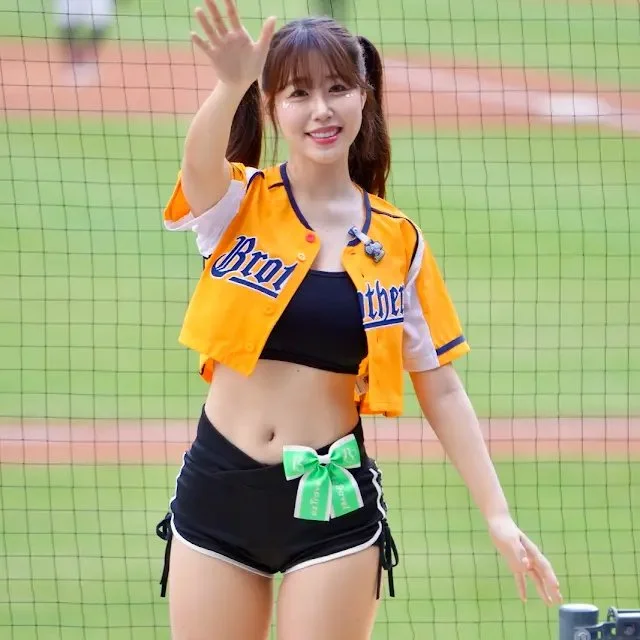 Random Idol (Kpop) Pictures 67 image 7