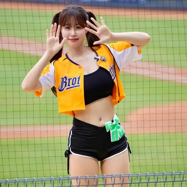 Random Idol (Kpop) Pictures 67 image 8