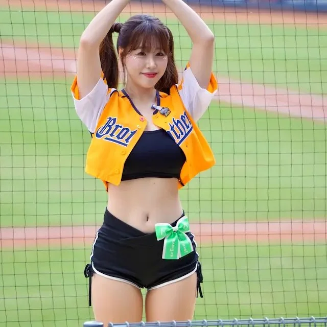 Random Idol (Kpop) Pictures 67 image 9