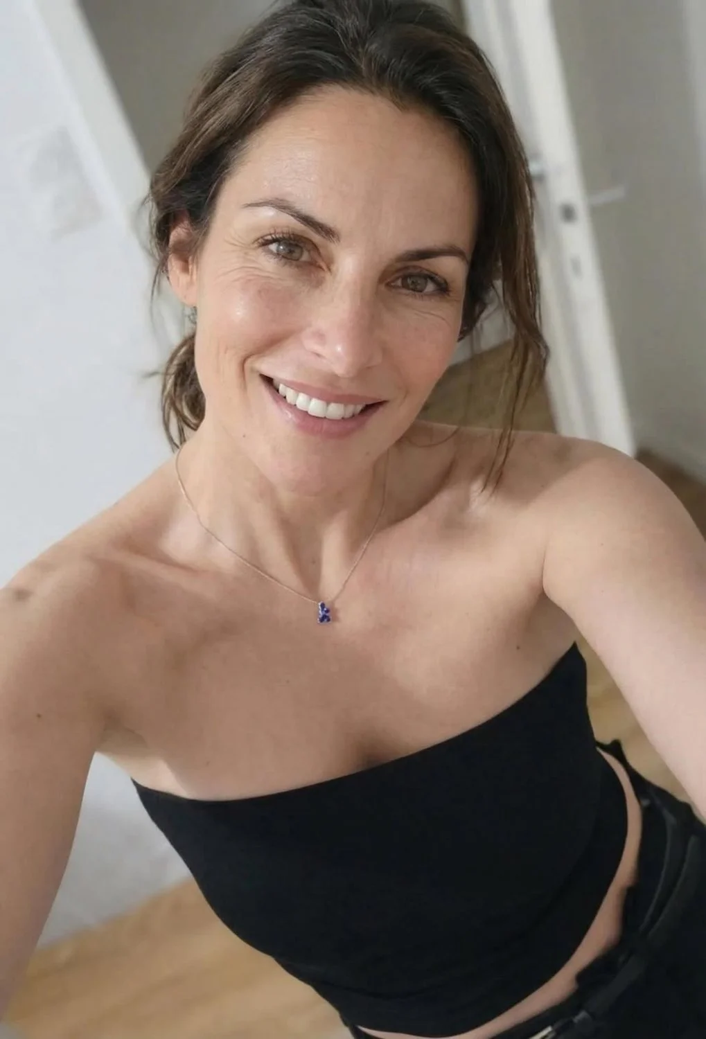need more of this perfect milf image 22