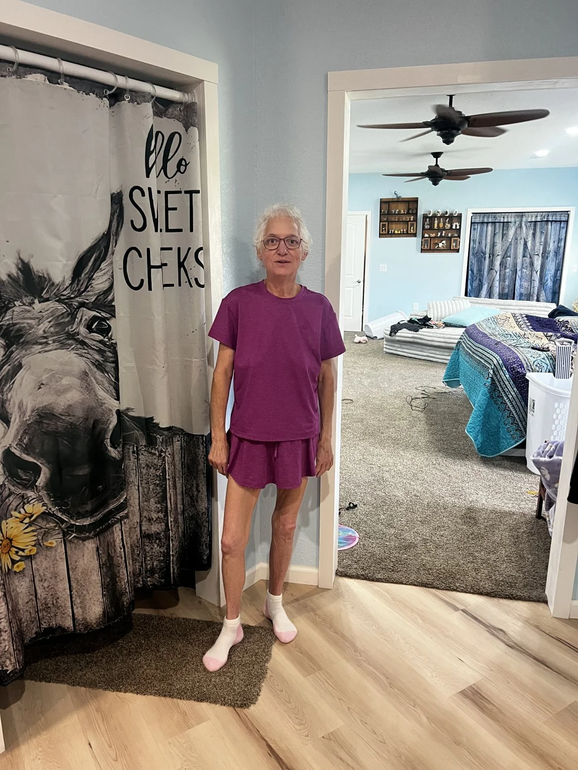 Granny D…Who wants more? hit us up on Signal Repost please! Spread Granny’s legs!🦵. image 4