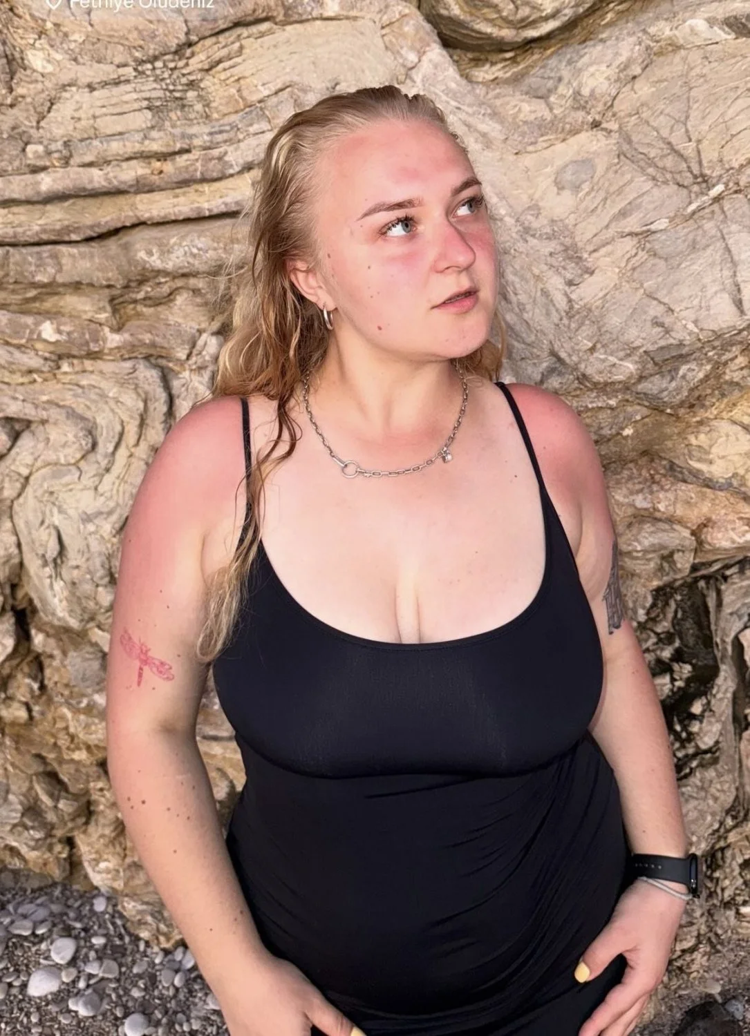 Hot busty blond - part two image 3