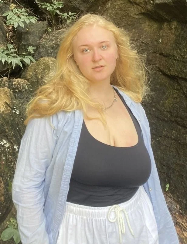 Hot busty blond - part two image 5