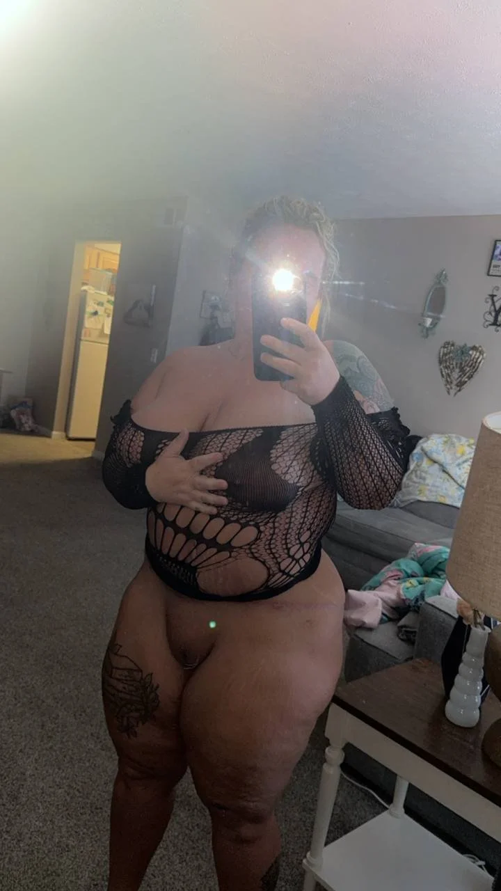 Miss B/ mature BBW image 5