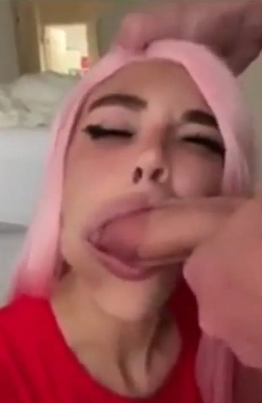 Olha a cara dessa puta kkkkk image 2