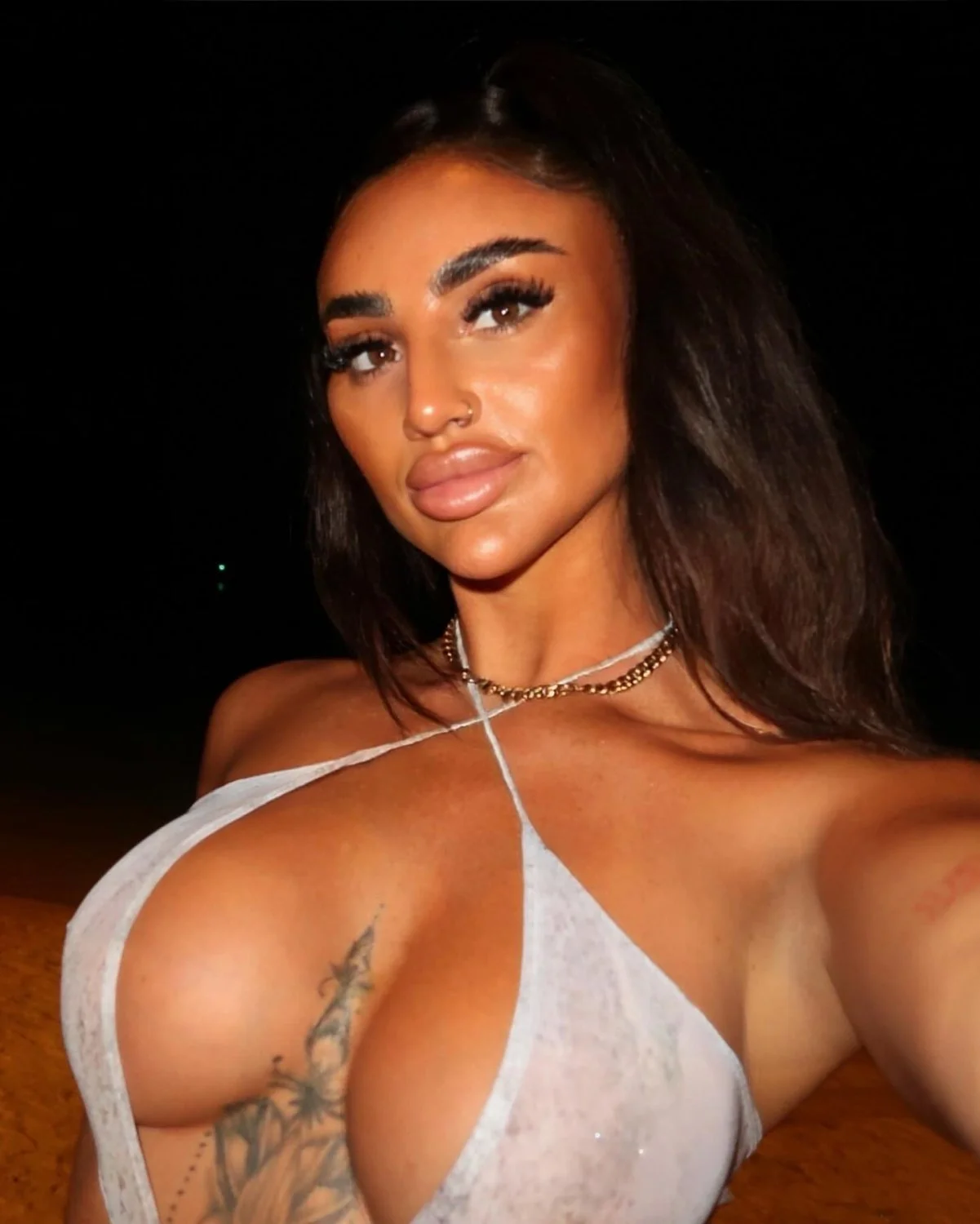 Abbie is a proper bimbo slut chav uk dsl fake titts pawg image 9