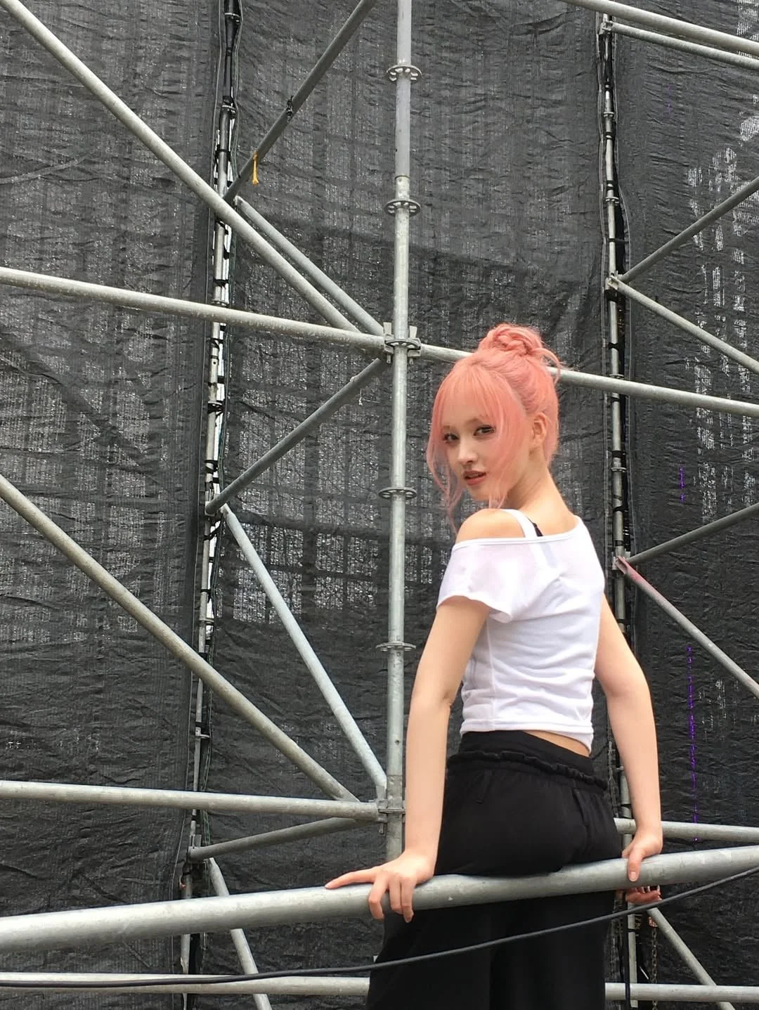 Liz Ive Kpop image 2