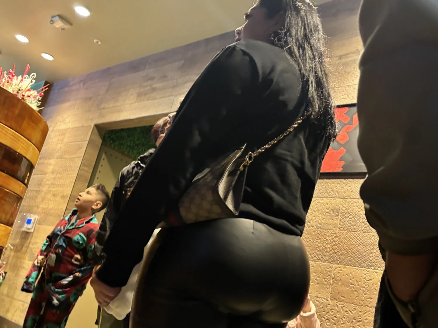 Latina BIG booty in leather pants image 9