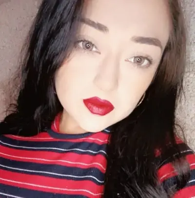 Putita quiere que se vengan en su cara ( Aporte de un seguidor) cover image