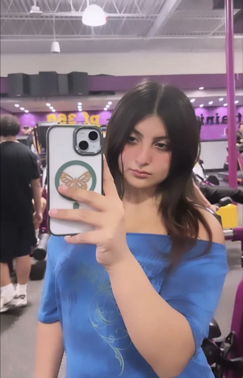 This guys girl and ex what do yall think image 6