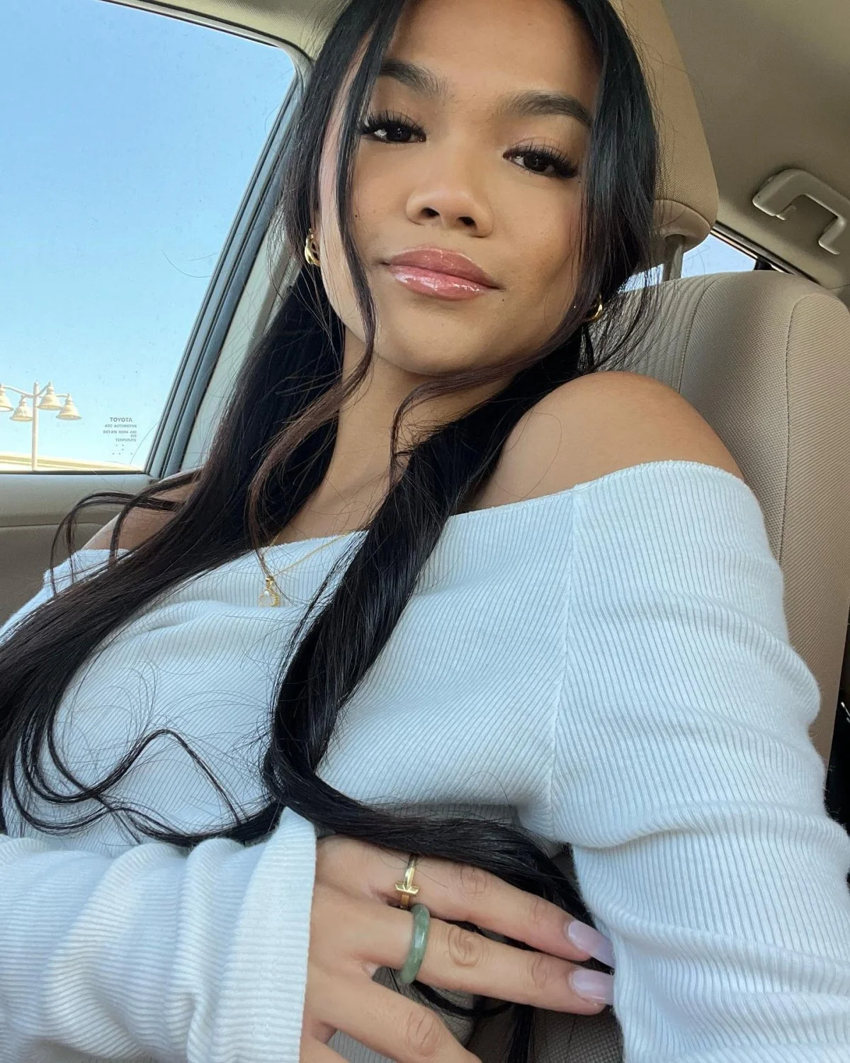 Sexy asian college teen Samantha image 5