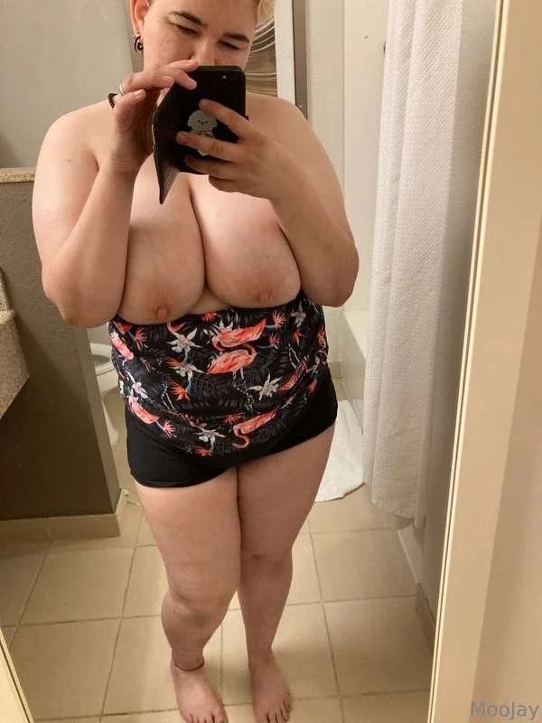 BBW Cow Fantasy 2892ac-0197cb0d-22bb-7296-b1ab-785179443a5c main image