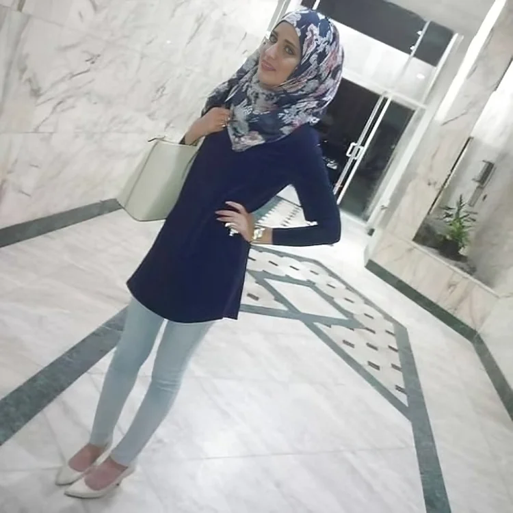 Arab HIjabi image 3
