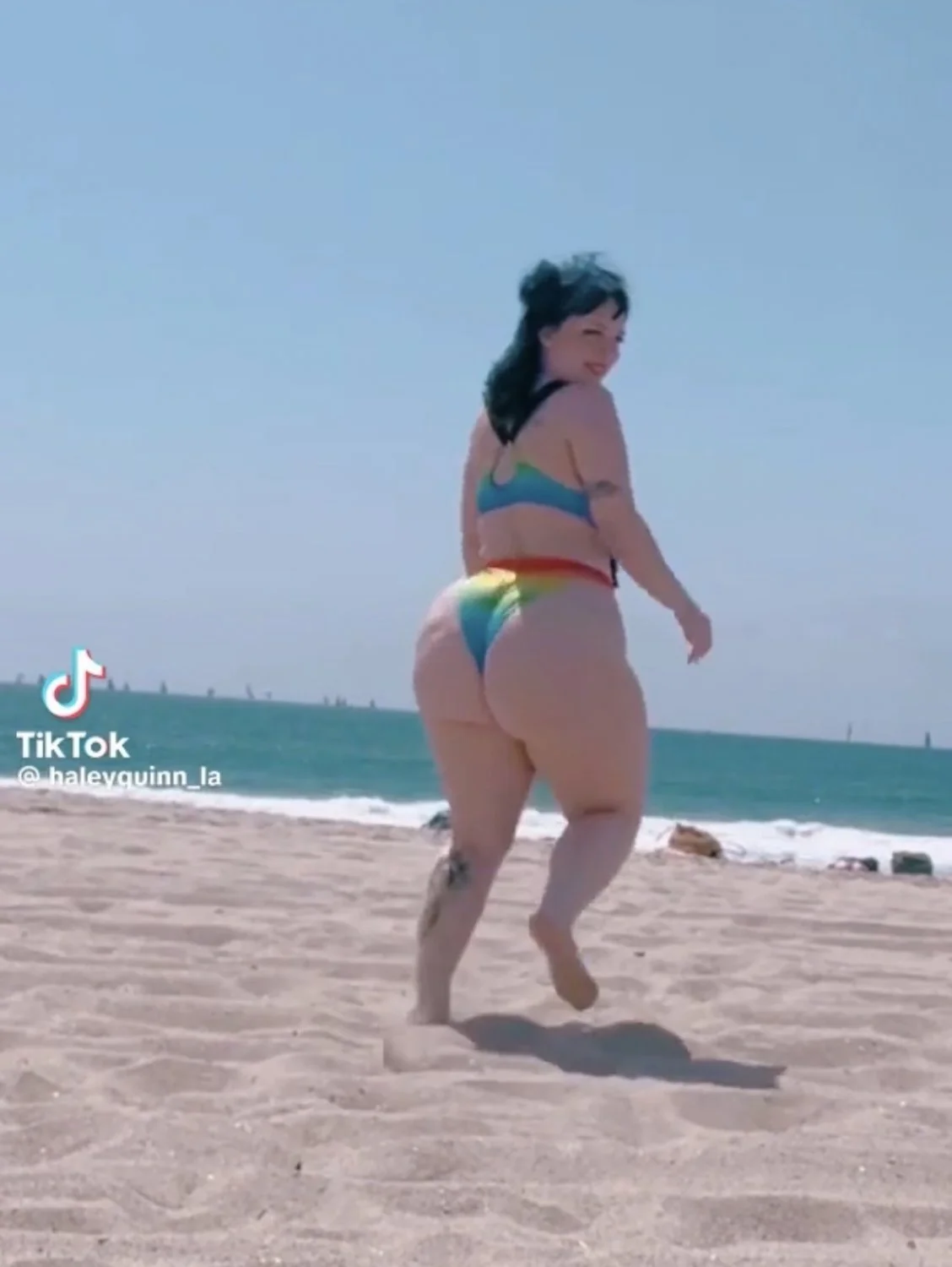 #1 Perfect Pawg in Public main image