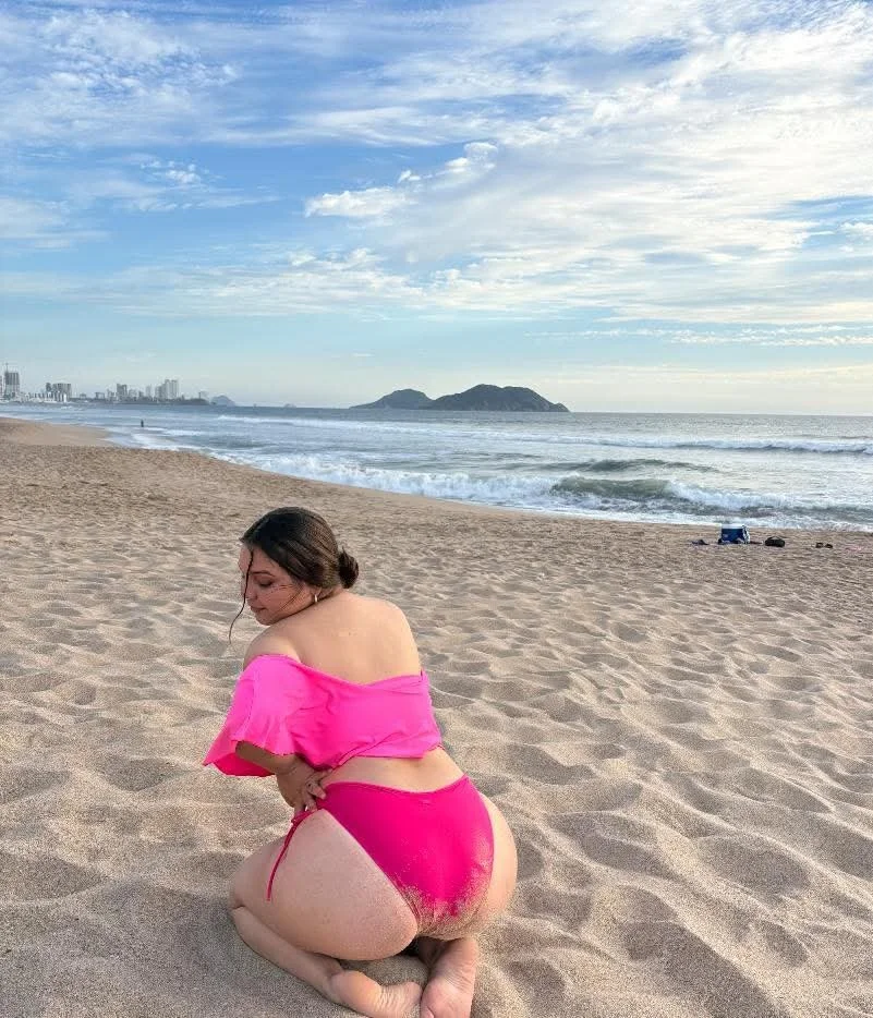 Alessandra Soto image 18