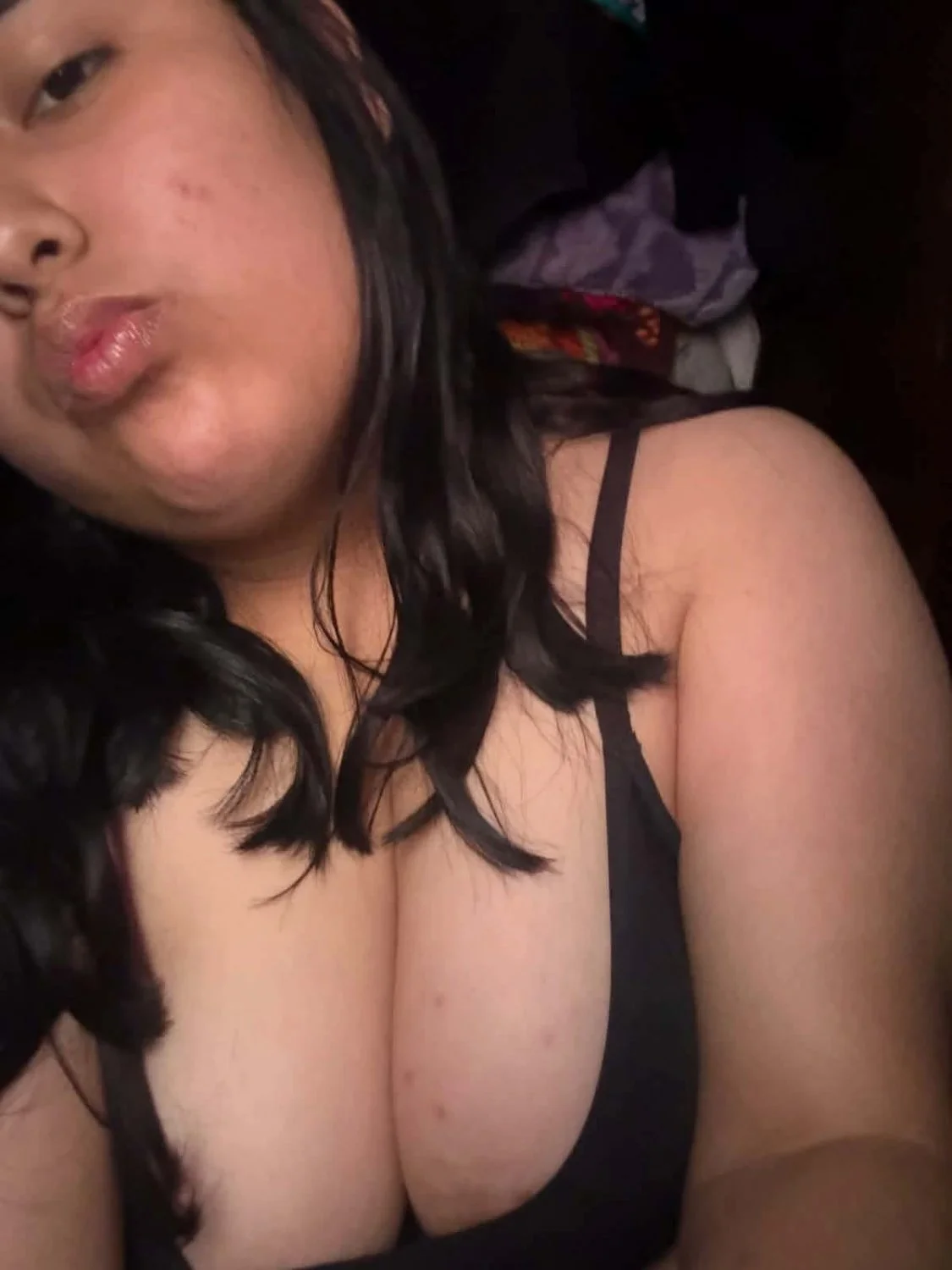 Ana 22 años Mexicana puta image 5
