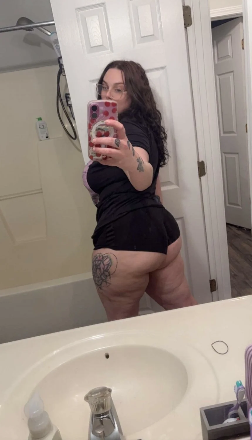 Sexy ass Jayde image 7