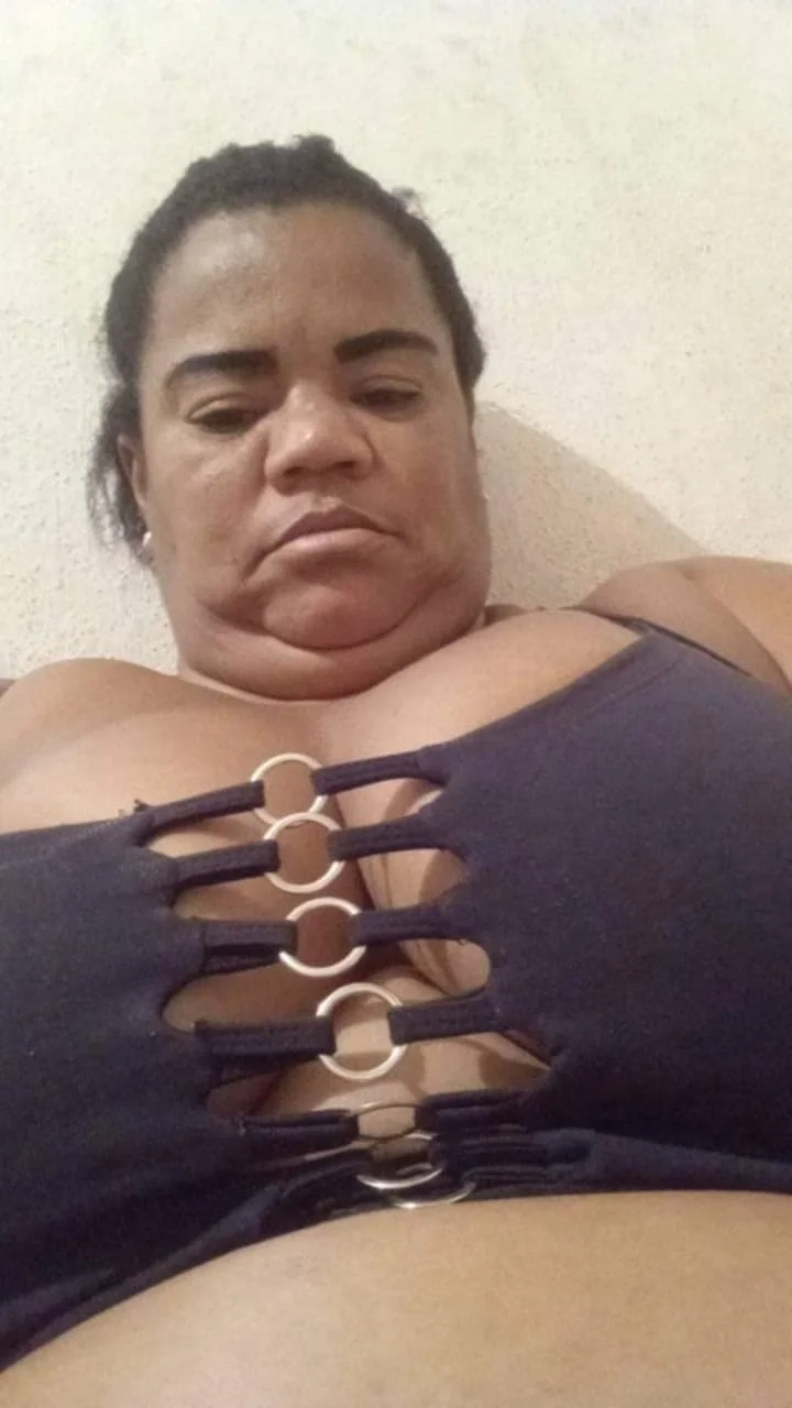 Safada do Facebook Cintia renata image 7
