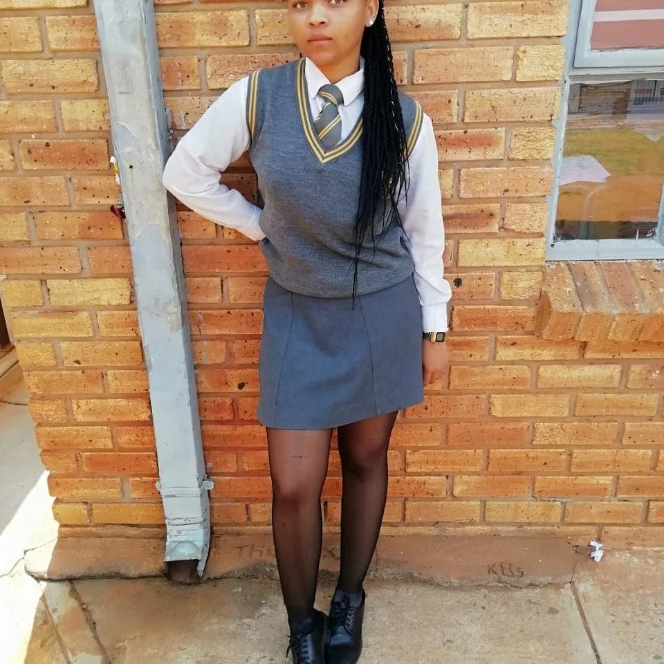 High school 🎒🏫 image 7