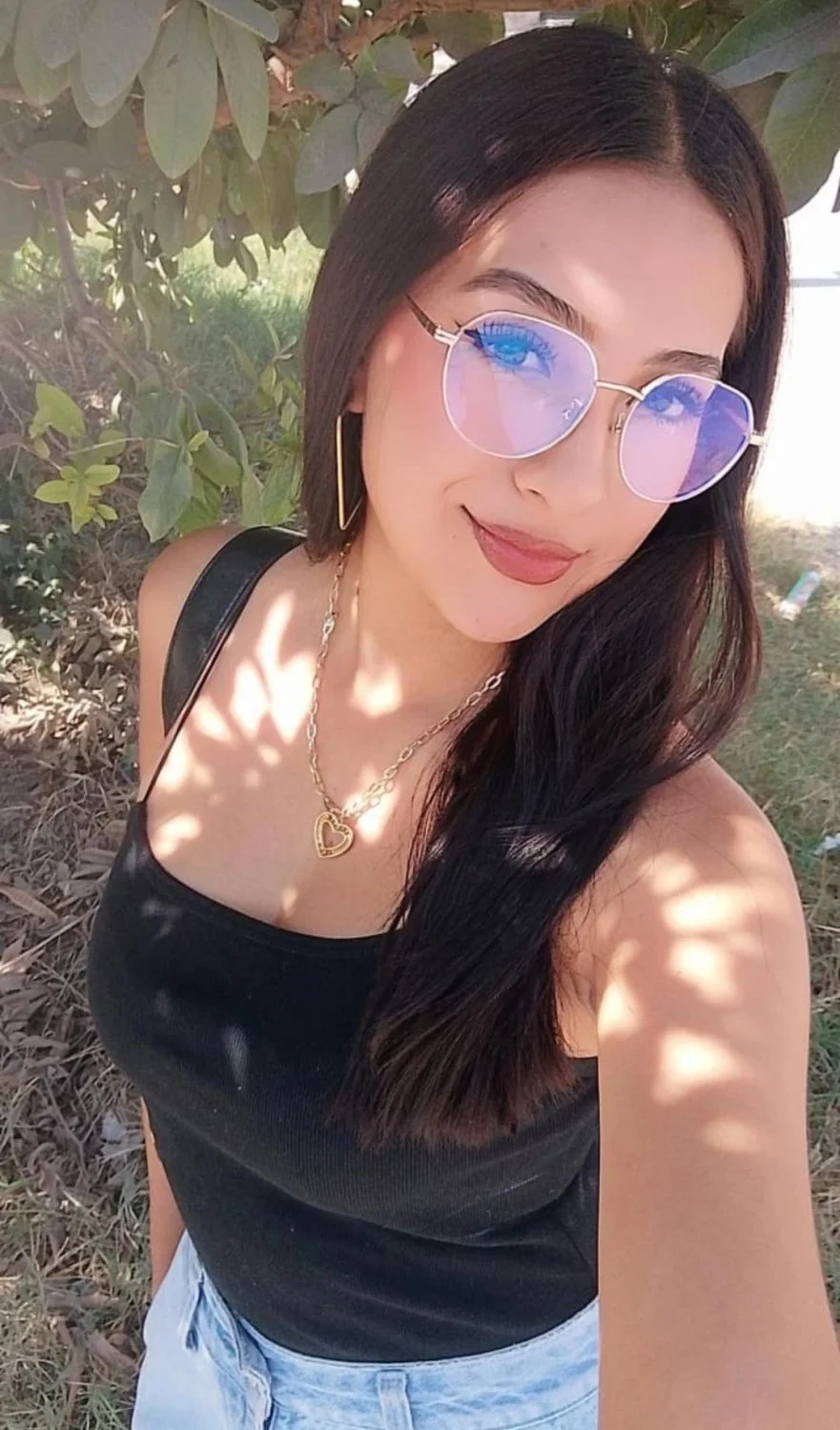 La puta tetona sexy de Karime image 18