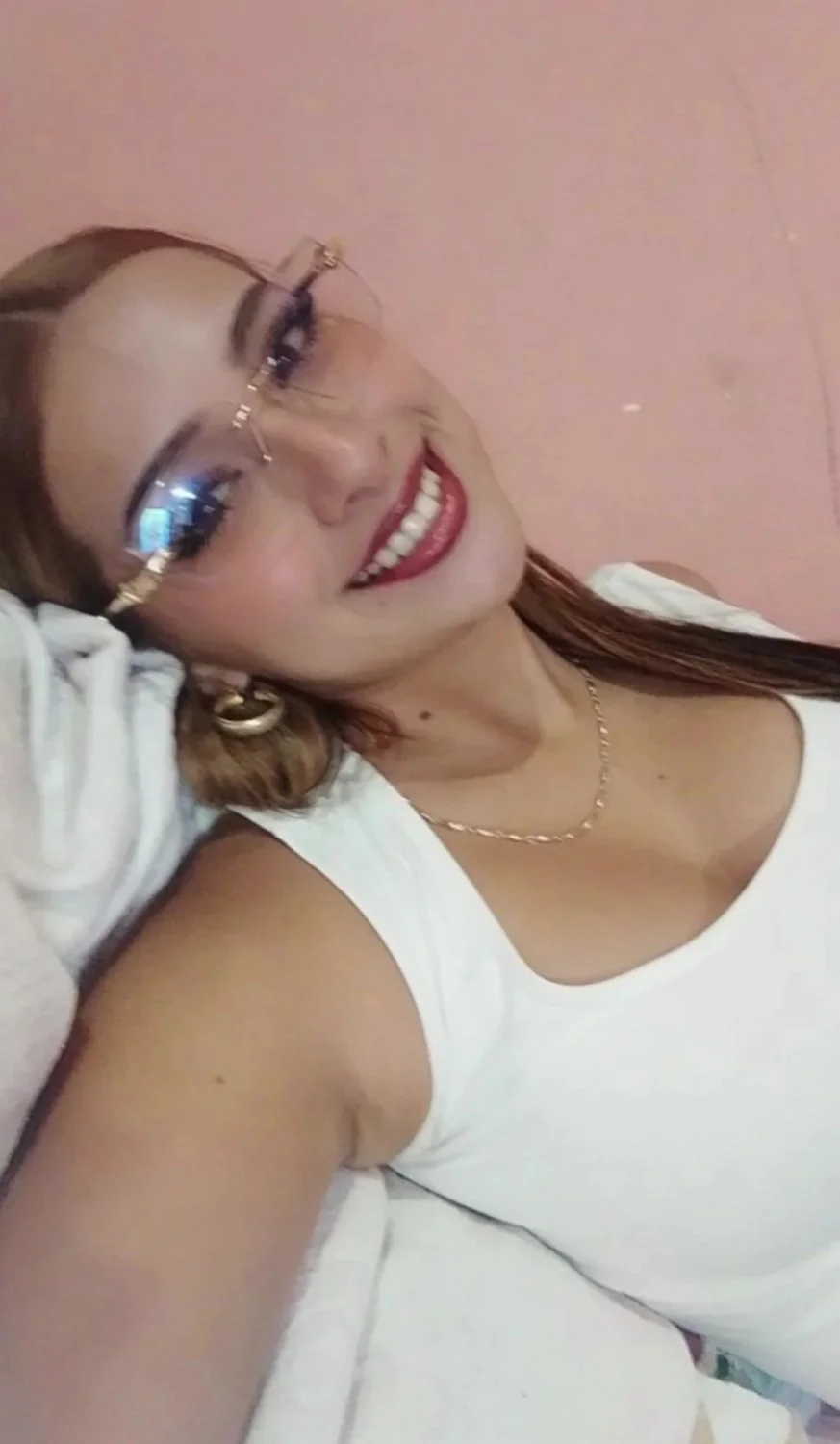 La puta tetona sexy de Karime image 25