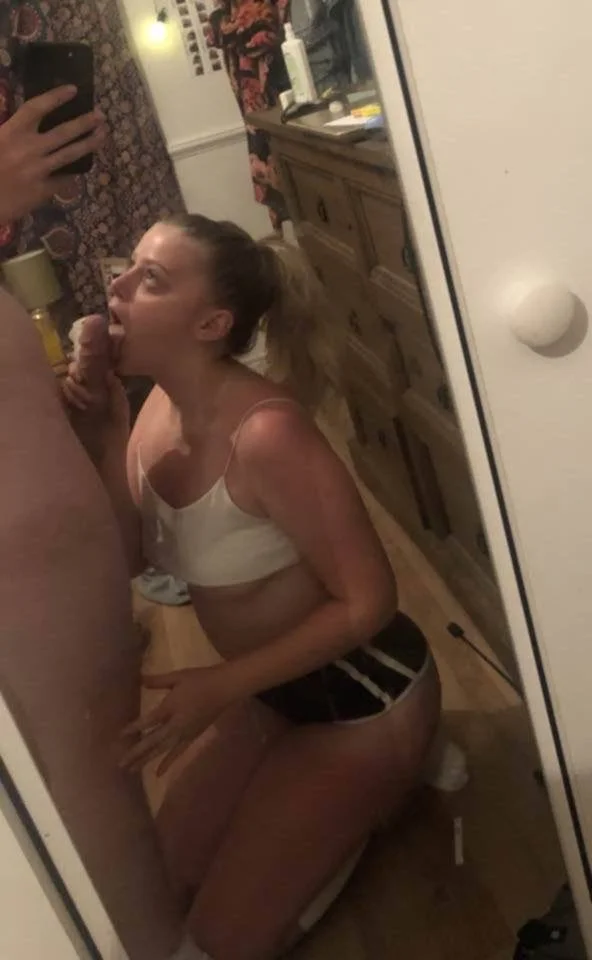 Lucy mirror pics image 6