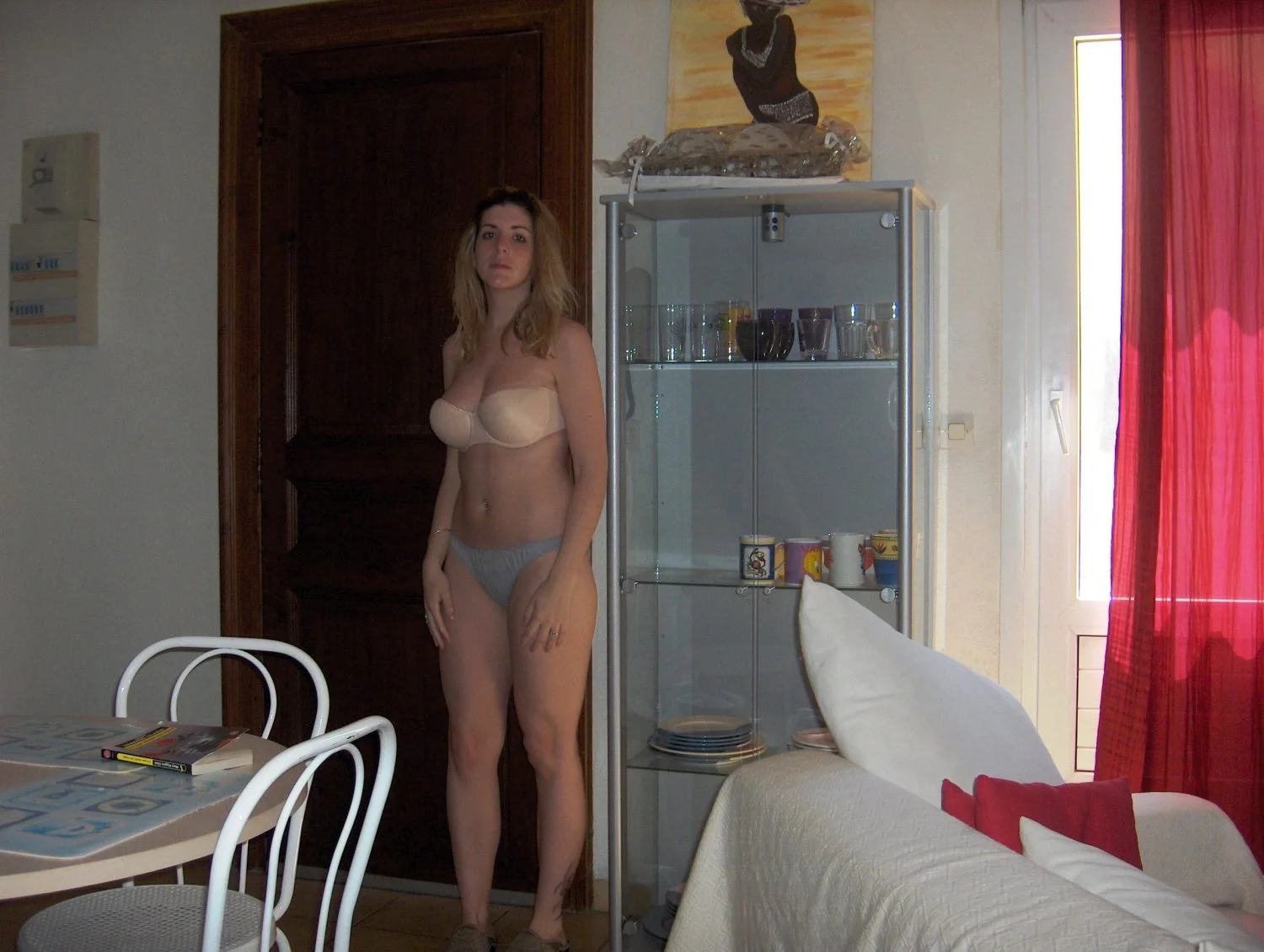 Amazing Blonde image 2